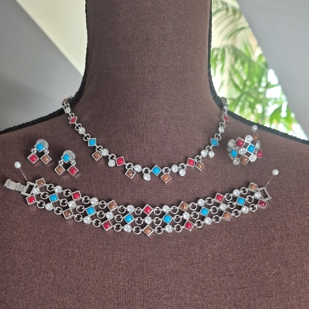 Lady Remington Red and Blue Necklace Elegant Jewelry